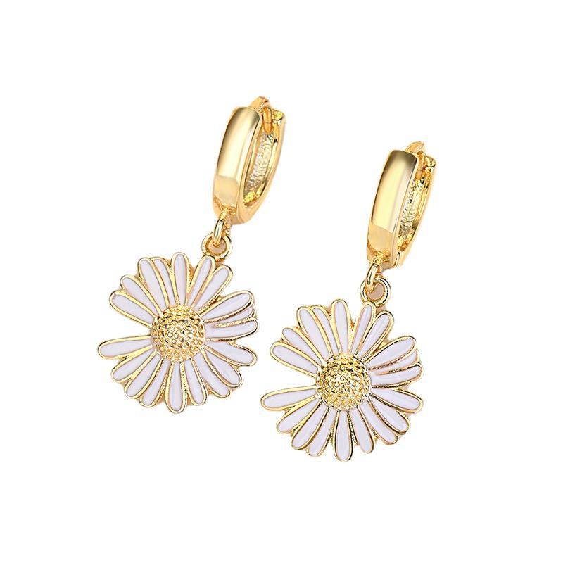 Новый продукт Маленькие ромашки серьги-пуговицы для девочек Подарочные серьги Простые серьги темперамента