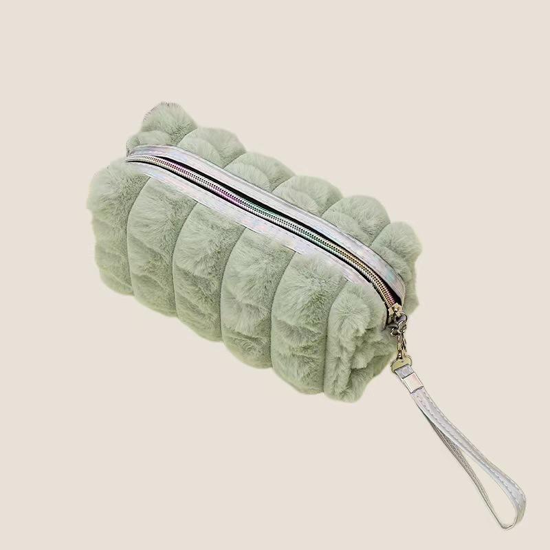 Fashionable Rabbit Fur Drawstring Makeup Bag - Spacious, Plush, High-End Storage