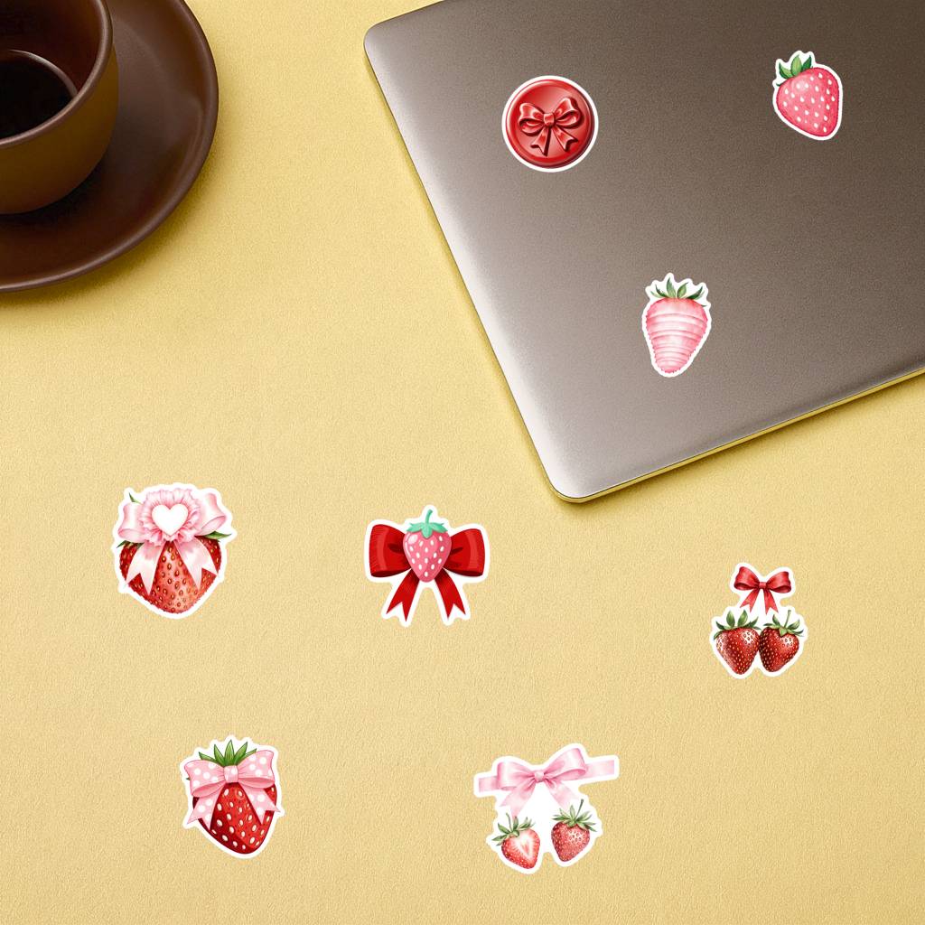 35pcs Cartoon Strawberry Stickers Romantic Love Stationery Stickers Stickers For Notebook Luggage Mobile Phone Cup DIY
