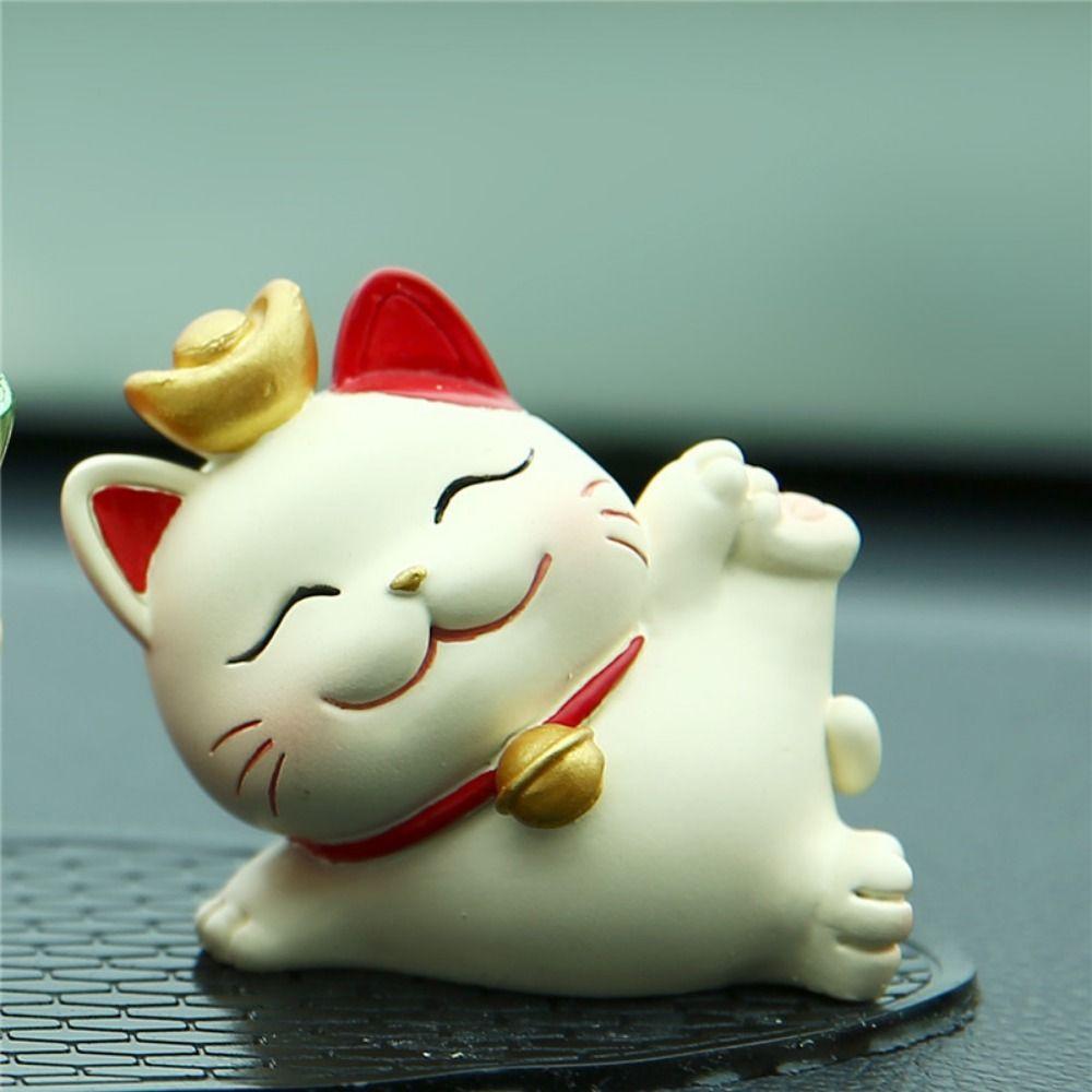 Shake Head Lucky Cat Car Decoration Waving Arm Maneki Neko Ornament  Desktop Decoration