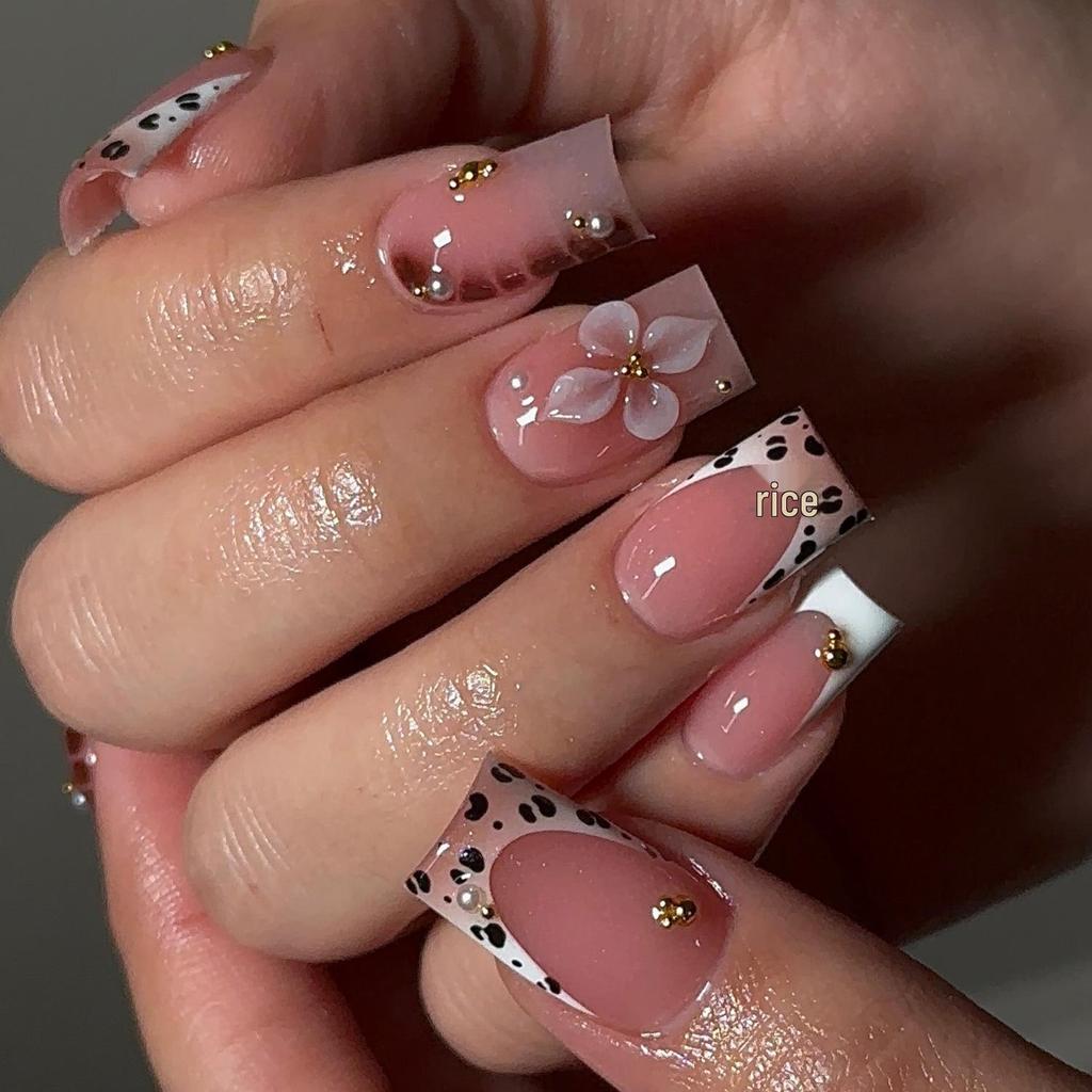 Съемные наклейки для нейл-арта в европейском и американском стиле - Простые, носибельные накладные ногти