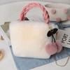 Женская зимняя симпатичная сумка из плюша вишневого цвета с цепочкой через плечо
