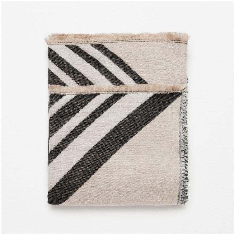 Autumn and Winter Genuine Geometric Pattern Soft Oblique Striped Scarf, Women's Shawl