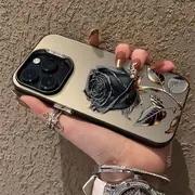 Премиальный черно-золотой чехол с рисунком розы для iPhone 17 16 15 14 13 12 11 Серии Pro Max Plus Двухслойная защита