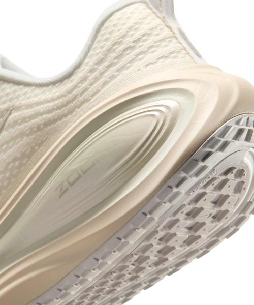 [Nike] Vomero Plus [IO9916-100]