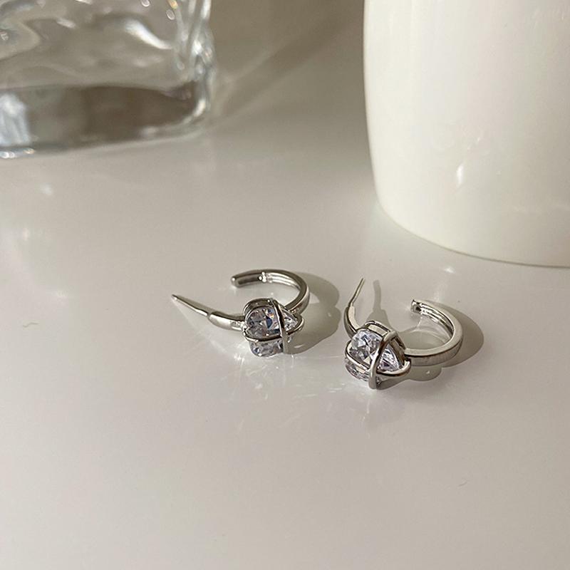 ANENJERY Блестящие серьги-гвоздики с цирконием в форме сердца для женщин, легкие роскошные нишевые дизайнерские корейские ювелирные изделия