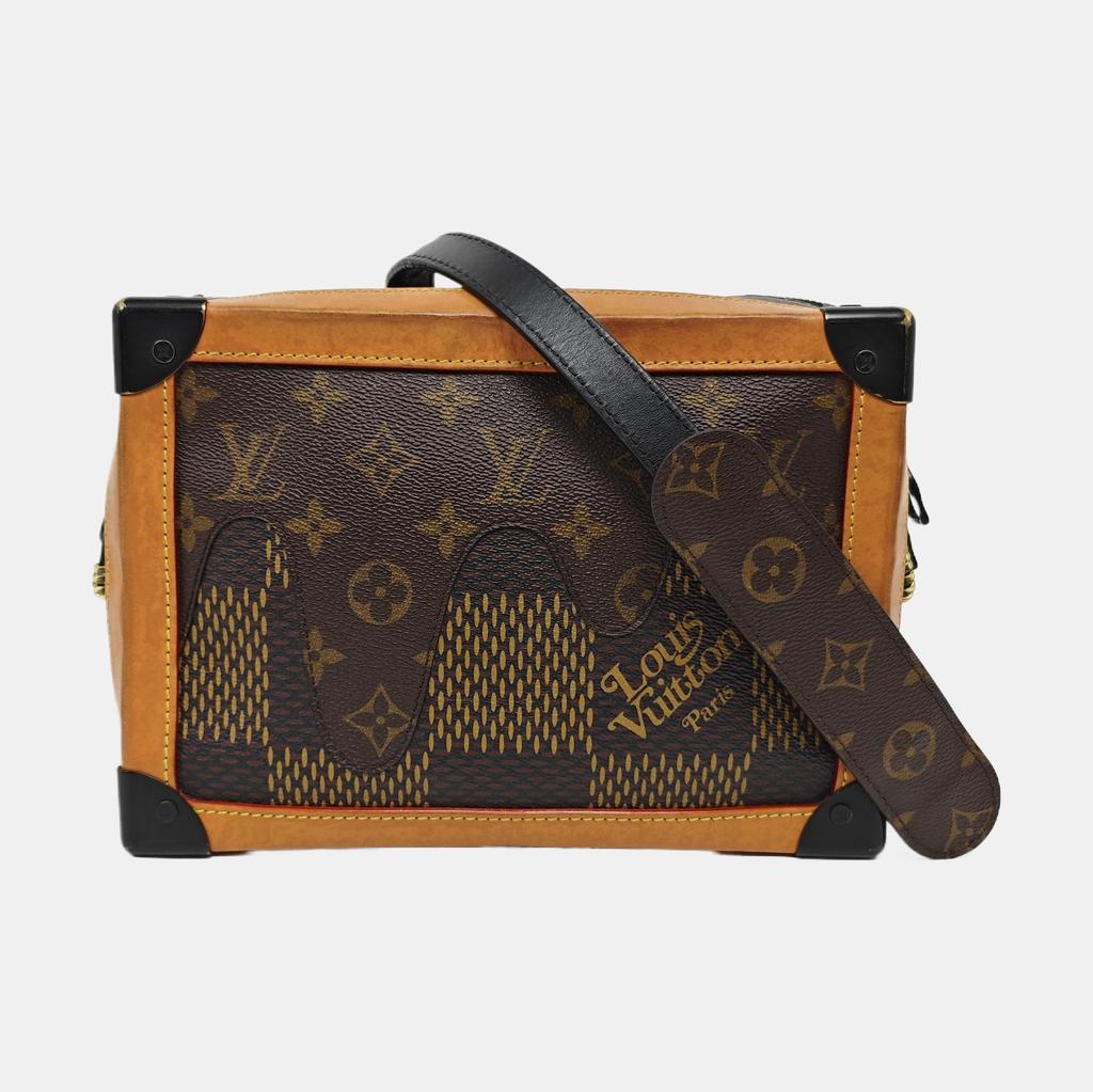 [Pre-Owned] X Nigo Collaboration Soft Trunk Chain Versatile Cool Zipper Coated Canvas Crossbody Bag - Fair #10UD4PC
