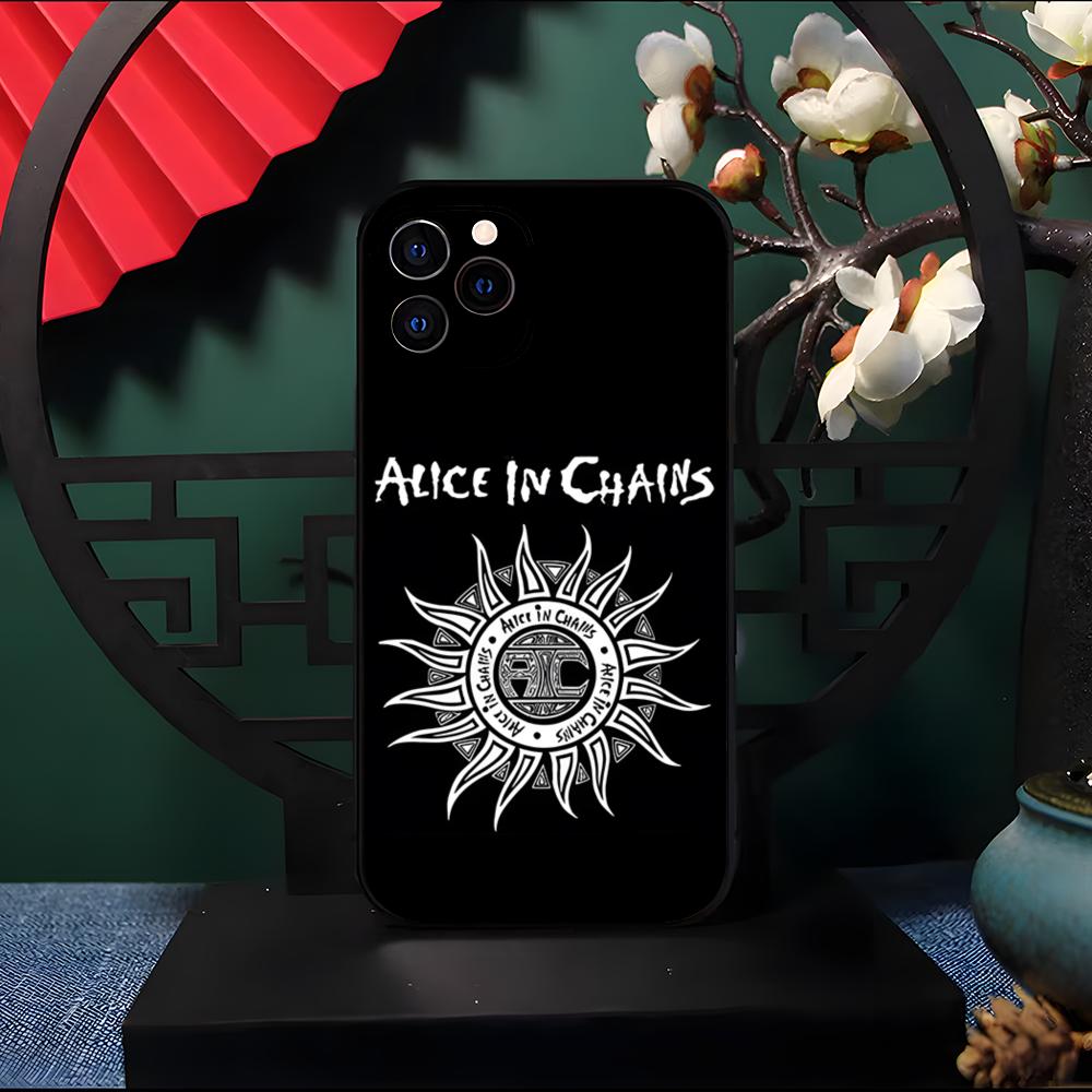 Retro Band Alice In Chains Phone Case For IPhone 17 Pro Max 16 15 14 Pro Max 13 11 Air Plus Silicone Cover