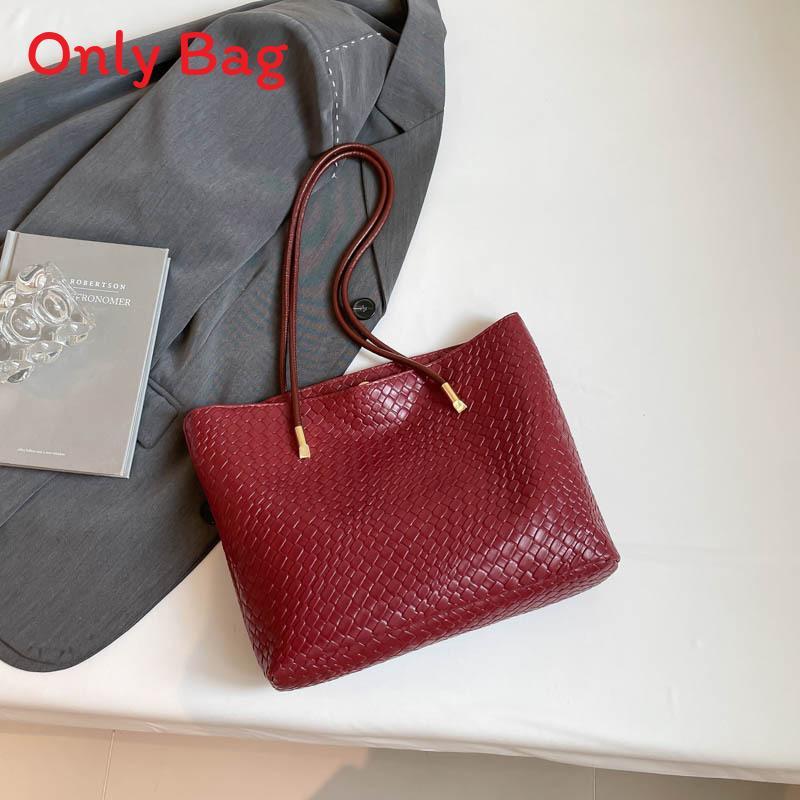 Classic Pu Tote Bag For Women With Elegant Design And Ample Storage For Daily Use