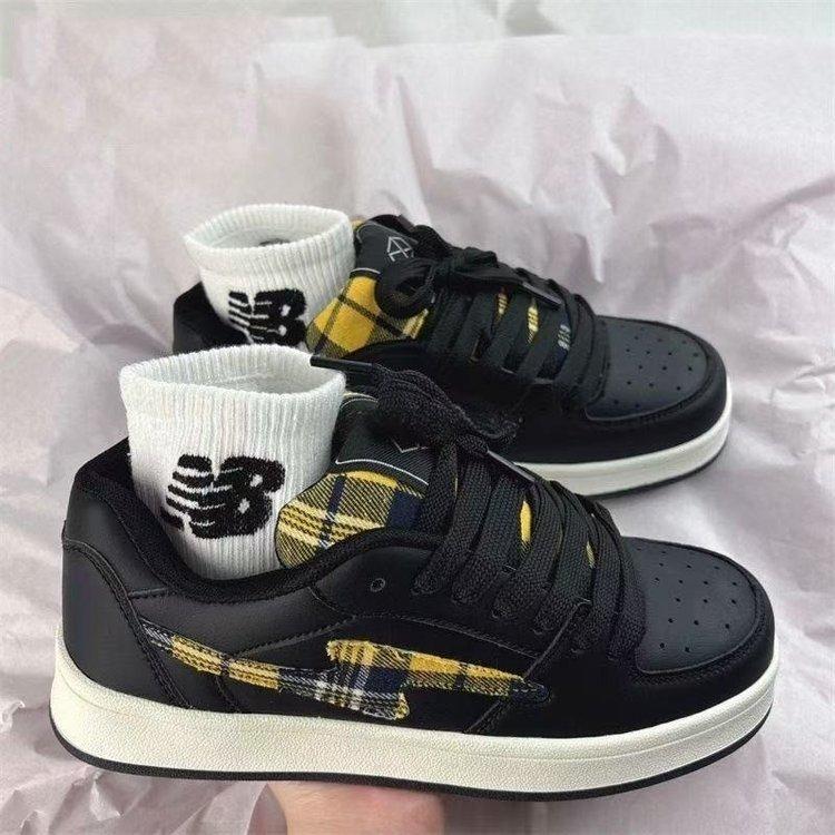 Fashion Black and Red Bread Shoes Retro Casual Shoes Couple All-match Sneakers Men and Women Sports