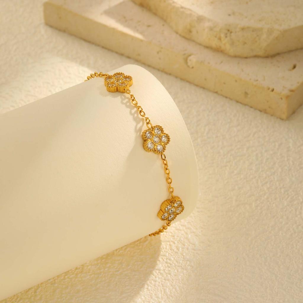 Elegant Five Leaf White Zircon Flower Bracelets, Stainless Steel Charm Chain Bracelets For Women Mom Girlfriend Gift Jewelry