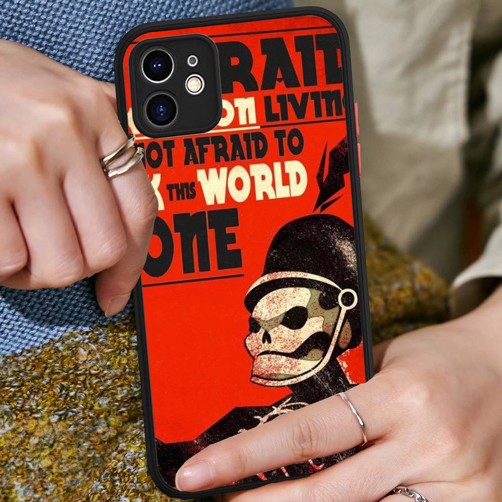 Чехол-бампер My Chemical Romance Rock Band Матовый Защитный Чехол Для IPhone 16 15 14 13 12 11 Pro Max X XS MAX Защитный Чехол