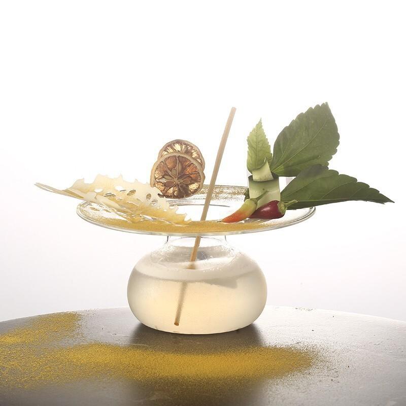 Creative UFO Cocktail Glass Bar Restaurant Glassware Tableware Flying Saucer Smoothie Juice Cup Japan Cuisine Dry Ice Art Plate