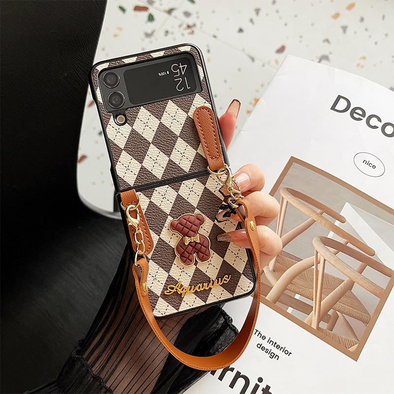 Для Samsung Zflip6 Чехол-кроссбоди с веревкой, откидной чехол для телефона P50, Складной экран Xflip, Медведь, Ромб, Буква, Жесткий