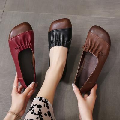 Большие размеры обуви для женщин Мягкая кожа ретро неглубокие одинарные туфли повседневные женские лоферы без застежек модные мокасины обувь для мам