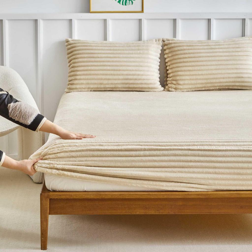 Приятная к коже двусторонняя флисовая простыня на резинке с кулиской - Толстый молочный вельвет однотонное покрывало.