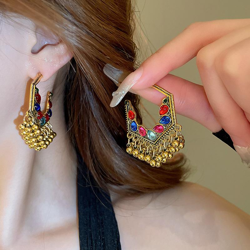 Богемские серьги-кисточки в форме капель воды с бриллиантами и винтажной эстетикой