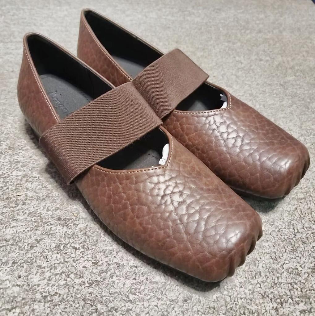 Mary Jane Shoes Women's 25 New Retro French Thick Heel Pig Nose Elephant Pattern Rubber Band Design Ballet Fashion Shoes