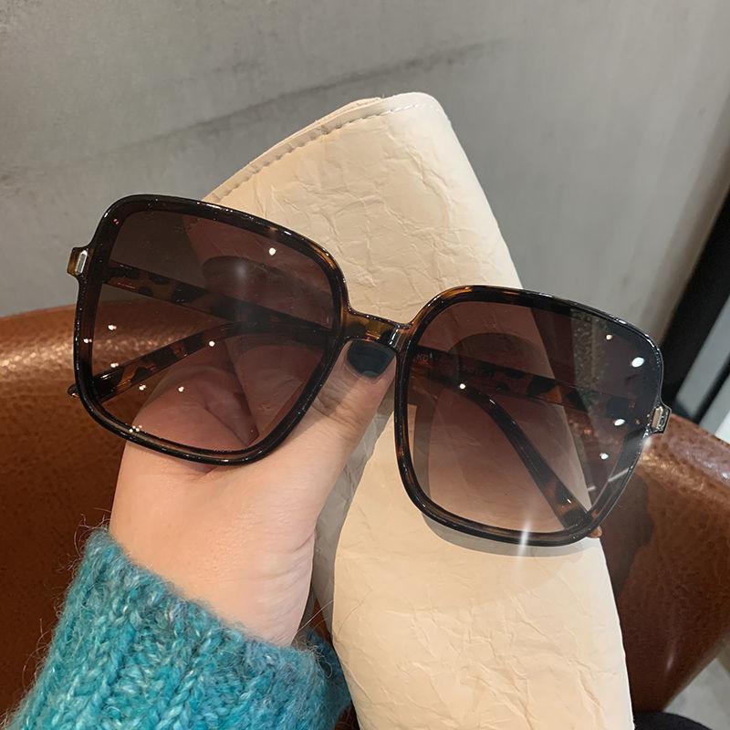 Square Sunglasses Woman Retro Vintage Gradient Sun Glasses Female Clear Lens Uv400 Protection Glasses Women