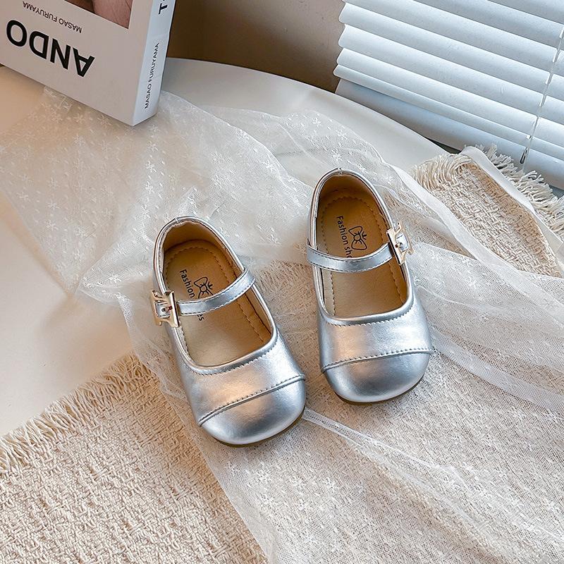 Girls' Solid Color Flats2026Spring and summer new models of children's loafers for small, medium, and large kids, simple children's leather shoes,