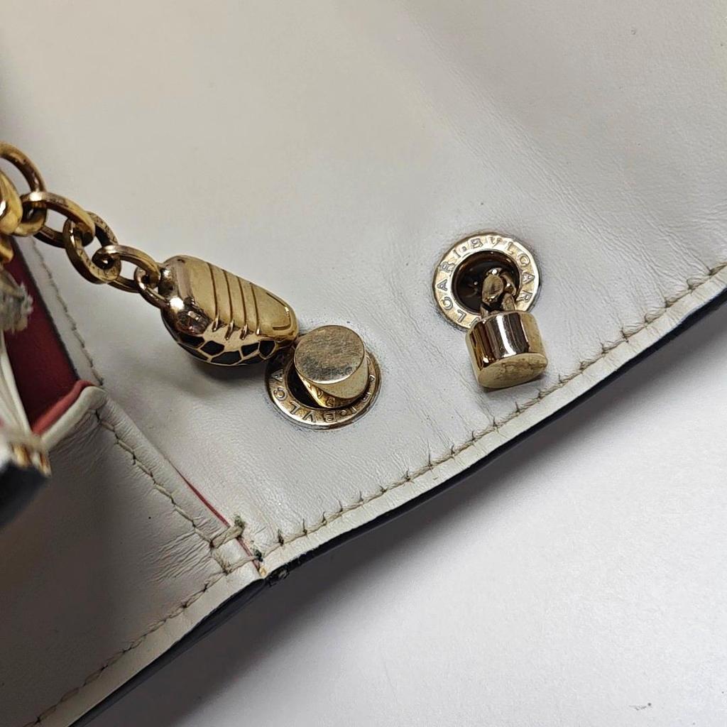 [Pre-Owned] Serpenti Forever Medium White Leather Snake Head Embellished Crossbody Shoulder Bag - Good #1A5O8RB