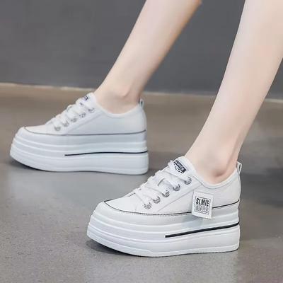 Женская обувь – Кроссовки