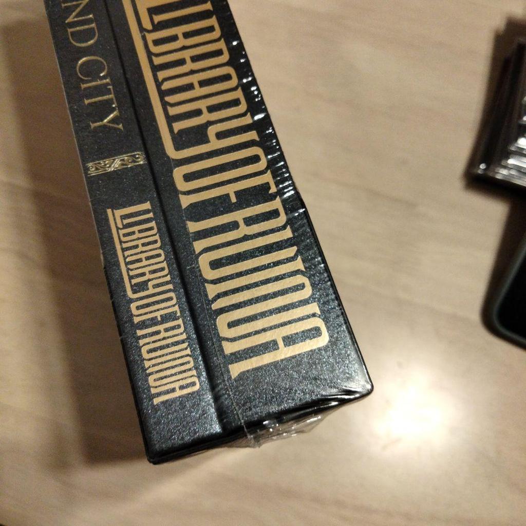 [Б/У] Артбук Library of Ruina с виниловой пленкой