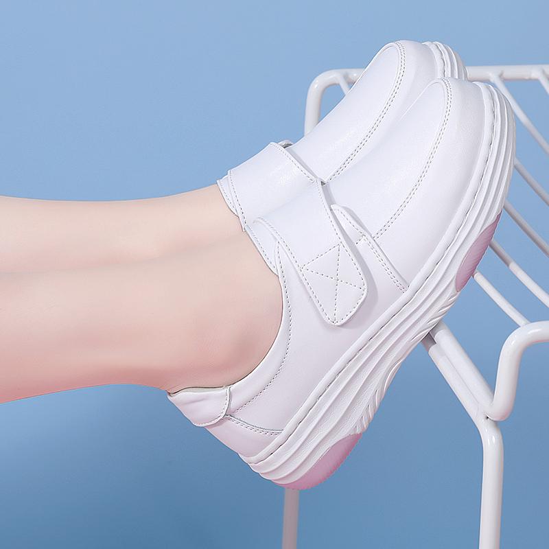 Женские мокасины на платформе, туфли для медсестер, женские зимние теплые меховые туфли, повседневные белые кожаные туфли для мам