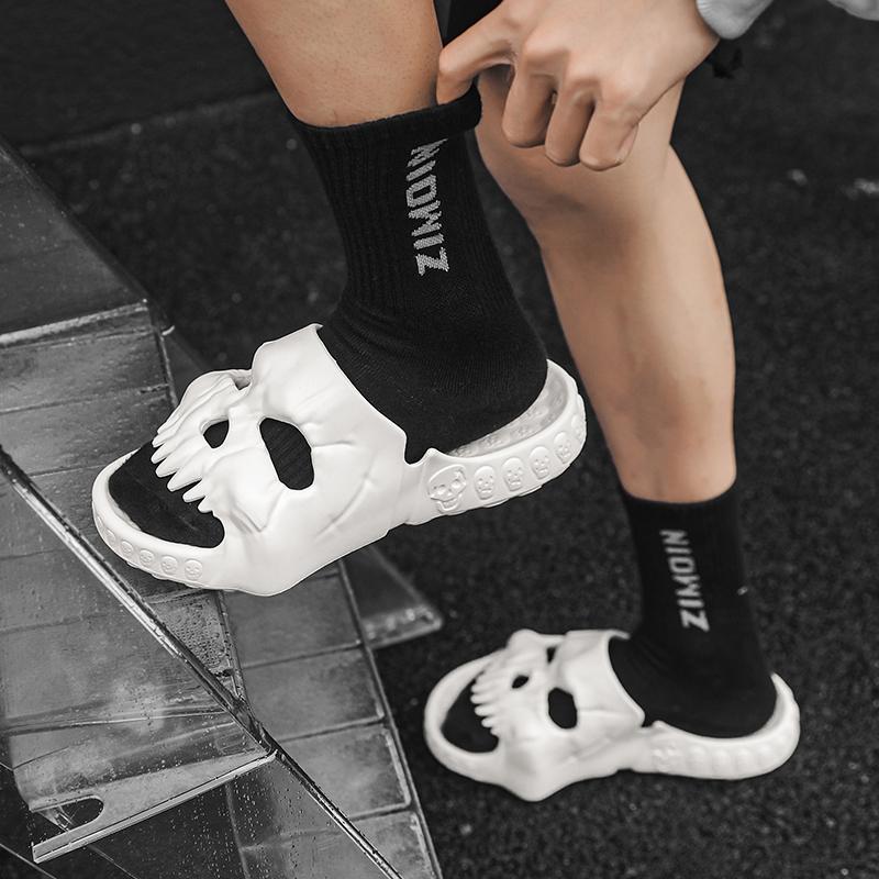 Домашние тапочки. Уличные тапочки на толстой платформе. Нескользящие шлепанцы. Женские сандалии. Мужские домашние шлепанцы на мягкой подошве из ЭВА.