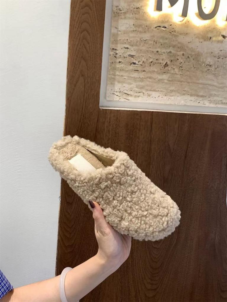 Пушистые туфли на толстой подошве, тапочки, женская обувь, верхняя одежда 2024 года, бархатная домашняя сумка, полуподдержка головы, одиночные туфли