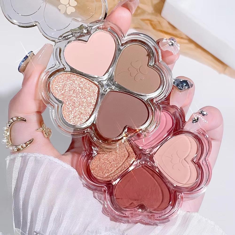 Stylish Heart-shaped 4 Colors Eyeshadow Tray Matte and Shimmer Valentine's Day Mother's Day Gift Pink and Brown Eye Makeup Art