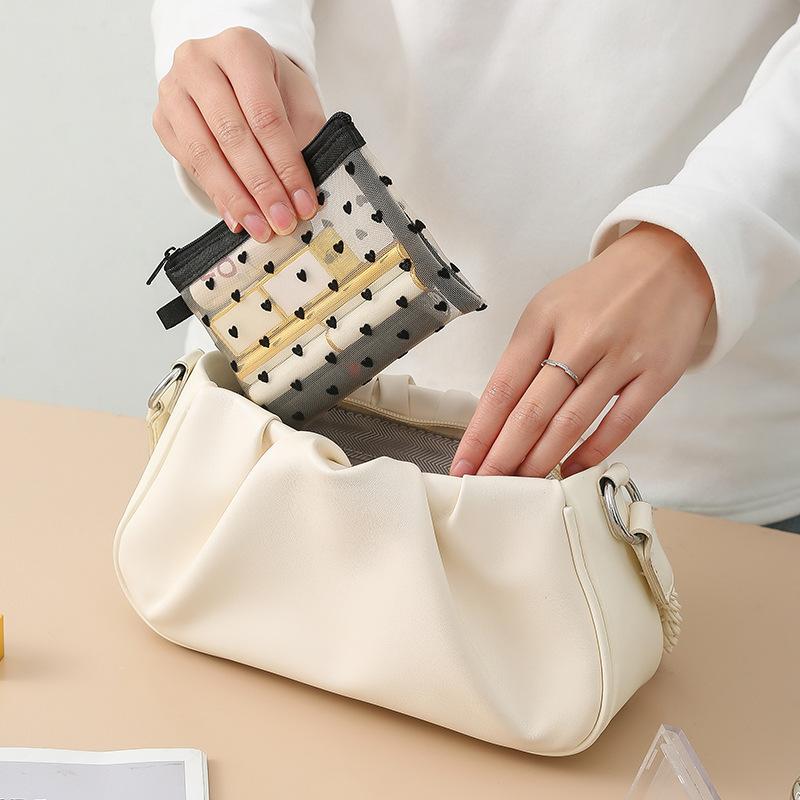 New Heart-Shaped Mesh Makeup Bag Portable Lipstick Makeup Brush Storage Bag Compact Visual Mesh Storage Pouch