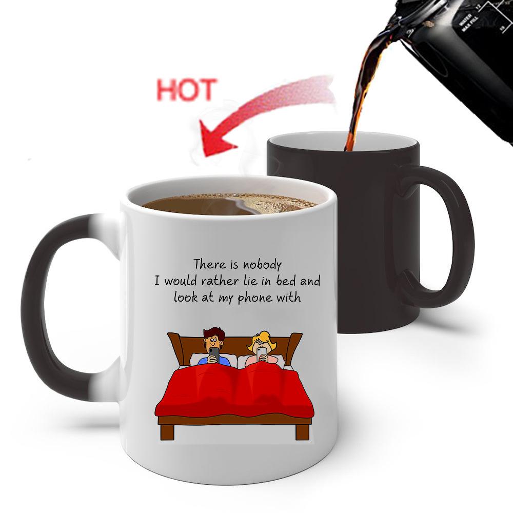 Забавная мультяшная серия, меняющая цвет кружка, керамическая чашка для кофе с ощущением тепла, праздничный подарок для мужчин и женщин
