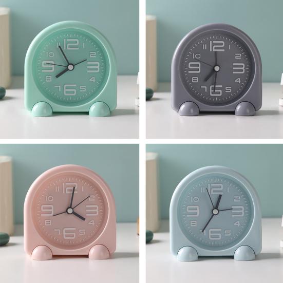 Прикроватный будильник Компактный мини-размер Бесшумная работа Питание от батареек Подсветка дисплея Декоративные настольные часы