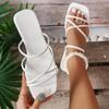 Большой размер 2026 Лето Новые Женские Сандалии-Шлепанцы с Открытым Носком Уличные Низкий Каблук Узкая Ремешок для Универсального Повседневного Использования