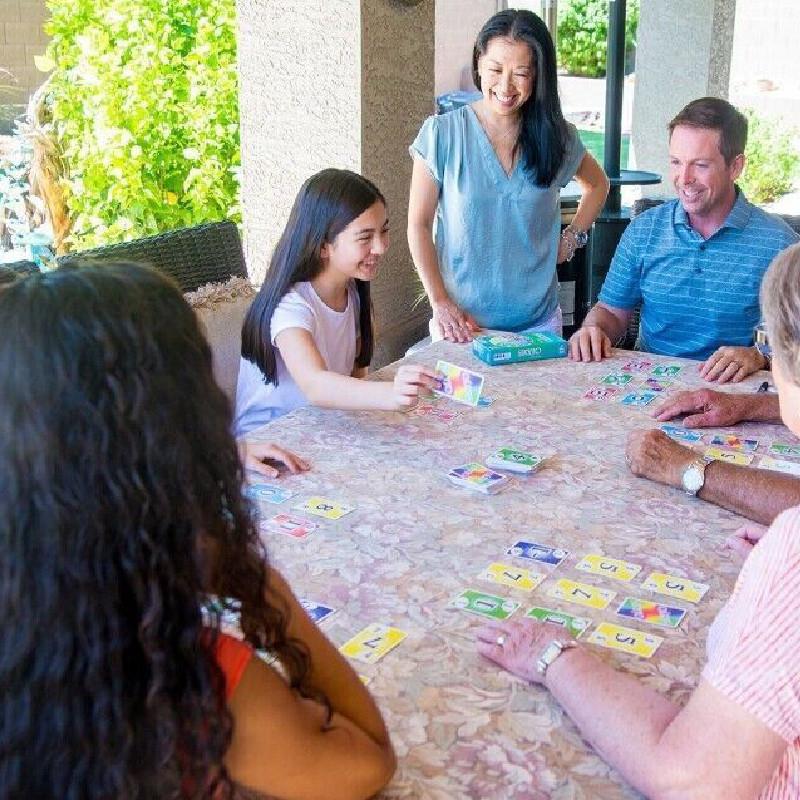 Увлекательная настольная карточная игра Skyjo Classic, изготовленная из прочной бумаги для всех возрастов