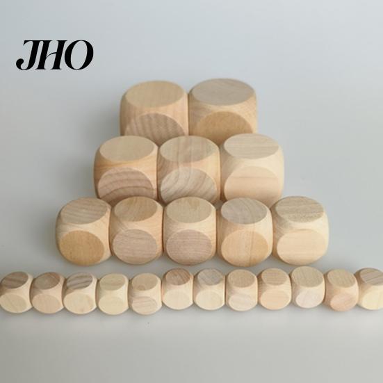 Wooden Dice Set 5Pcs 2/3/4/5/6/7CM Rounded Corner Six-Sided Giant DIY Hand Painted Gaming Heavy Duty Block Cube Game Night Props Smooth Surface