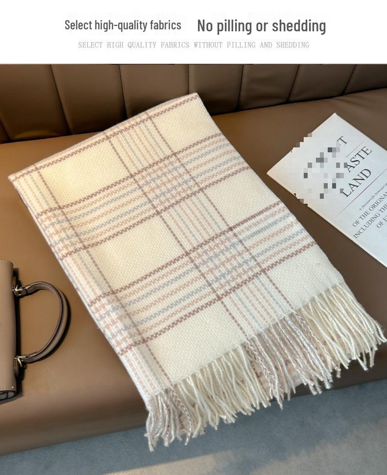 Milky Beige Plaid Thickened Scarf: Korean Style for Winter 2025