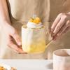 Керамическая кофейная кружка в кремовом стиле