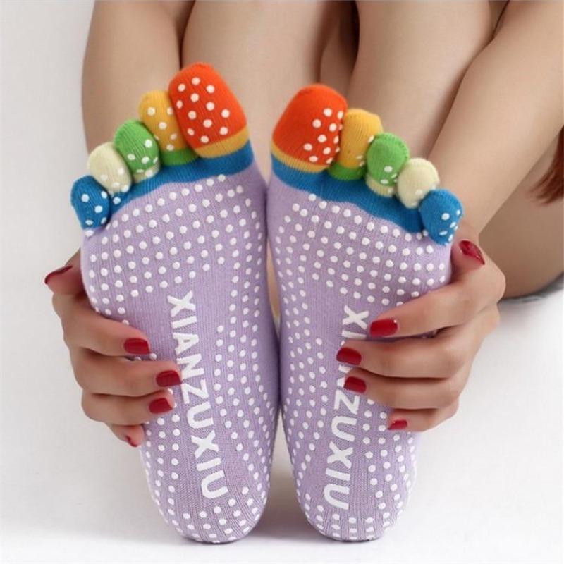 Women's Non-Slip Breathable Split Toe Yoga & Dance Five-Finger Socks