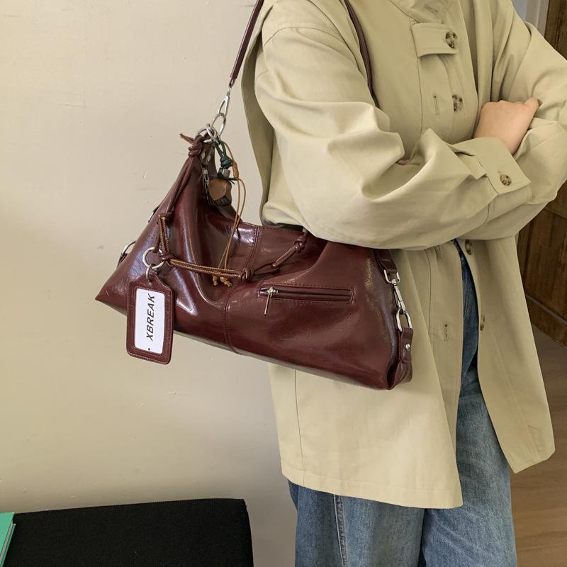 Shiny Minimalist Retro Crossbody Shoulder Bag for Women - Soft Texture, Versatile, Ideal for Outings and Commuting