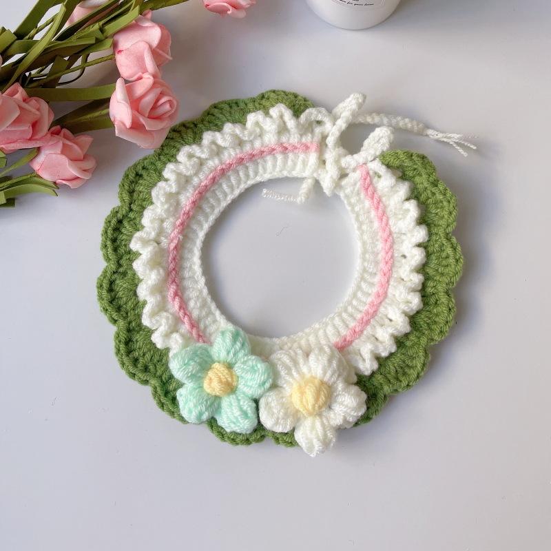 Spring‑Theme Flower Pet Scarf Handmade Wool Wrap Collar Knitted Accessory for Kittens Teddy Large‑Size Dogs