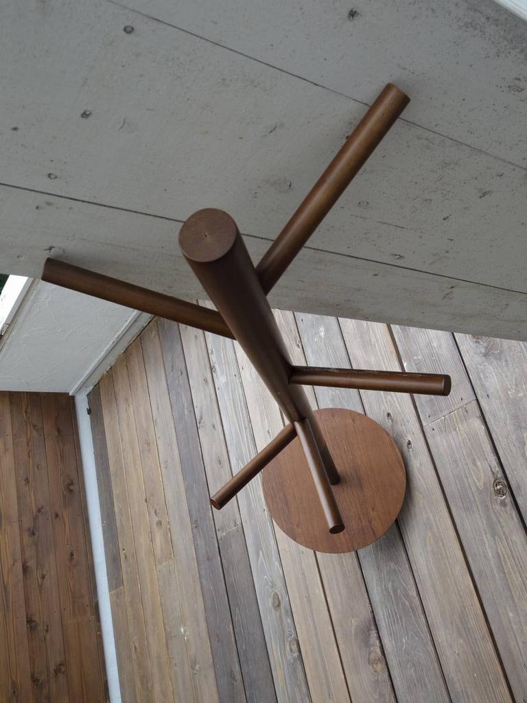 Miyatake Seisakusho FORESTA Вешалка-стойка 40 см шириной x 40 см глубиной x 150 см высотой, Высокая, Коричневая/Черная, Компактная, P-1500