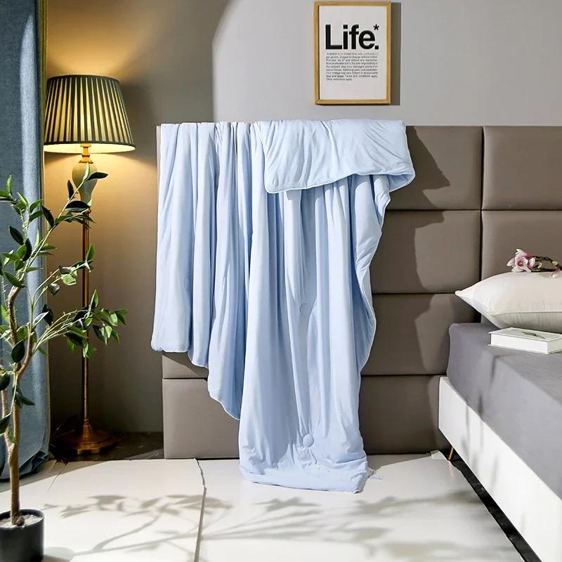 Ice Silk Summer Air Conditioning Cooling Quilt Comforter Lightweight Blankets Skin-friendly Breathable Water Washable Fabric