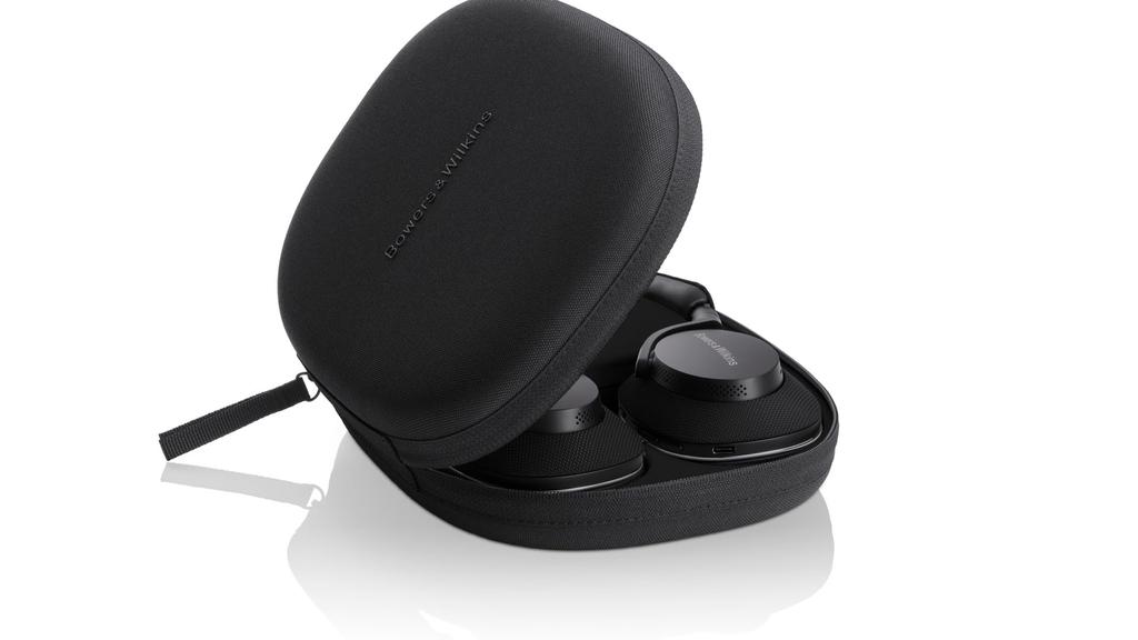 Bowers Wilkins Noise Canceling Wireless Headphones Black & Over-Ear Px7S2E/AB