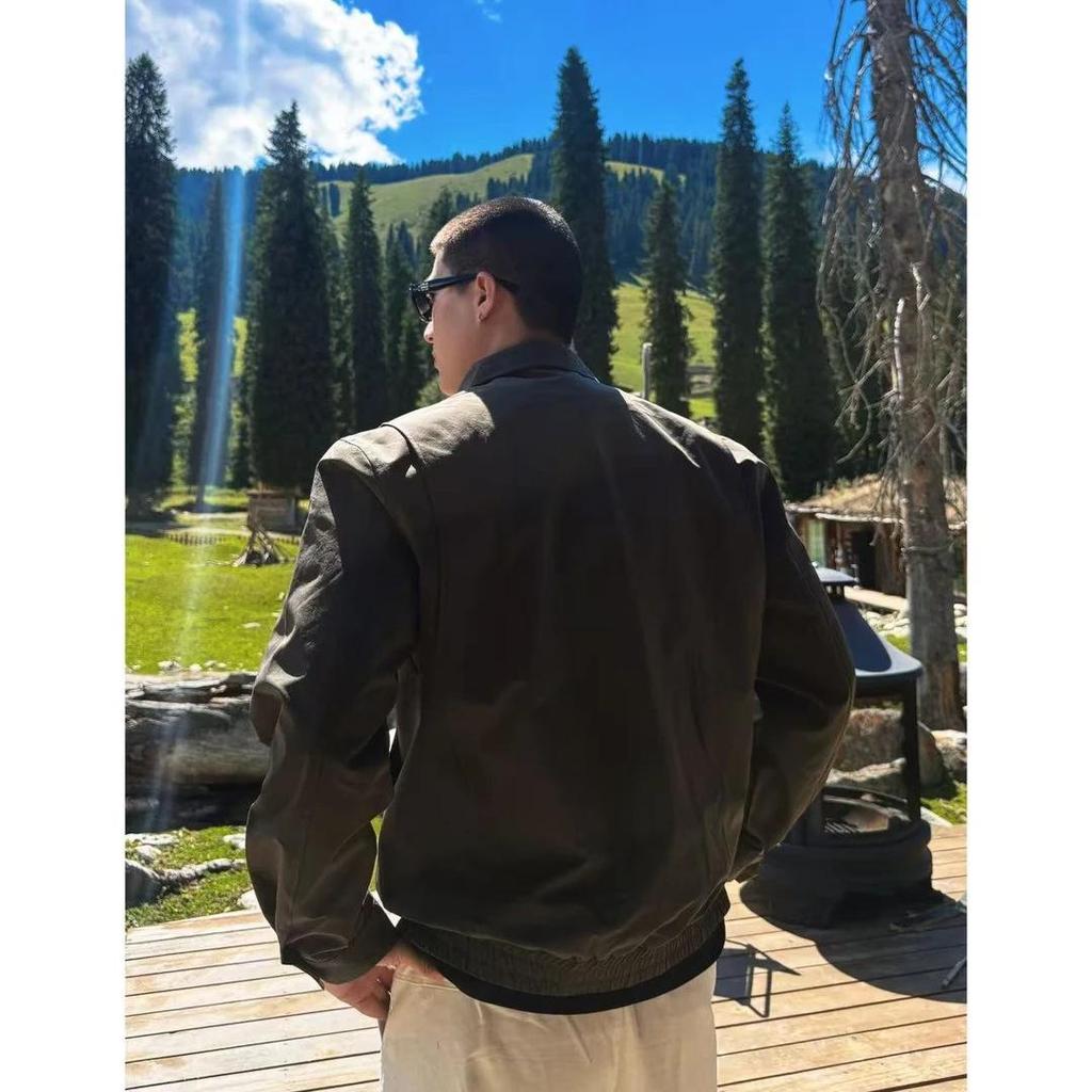 Spring & Autumn Men's Casual Lapel Jacket - Versatile and Trendy for Business & Commuting.