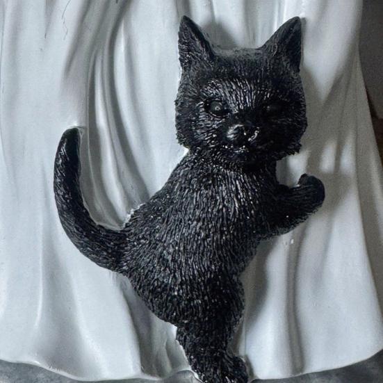 Halloween Ghost Statue Mini Resin Figurine Adorable Shape Funny Spooky Statue Festival Party Decoration