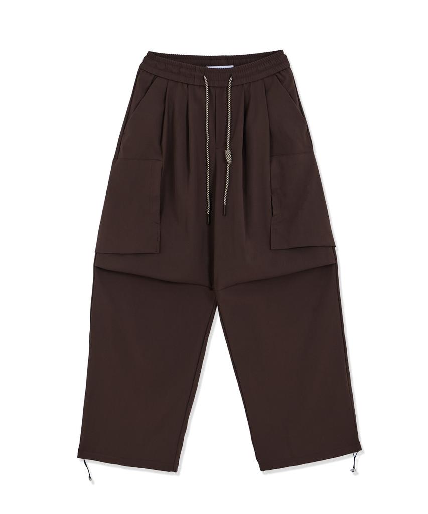 MAKEITTO Two Tuck Wide Parachute Cargo Pants_Brown