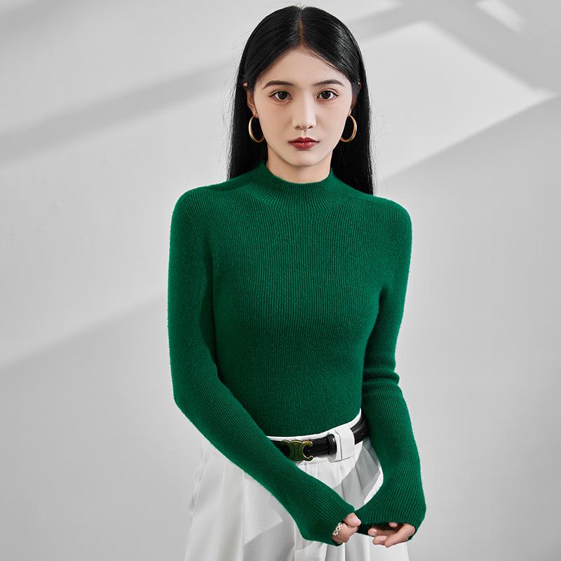 Women's Striped Cashmere Knit Sweater: 2025 Autumn/Winter, Soft & Fluffy, Elegant Slim-Fit Half-High Neck Base Layer.