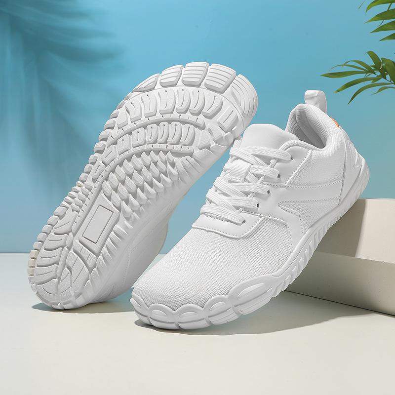 Широкие barefoot кроссовки из Flyknit: Дышащая, нескользящая повседневная спортивная и походная обувь.